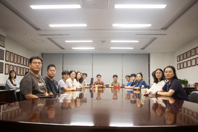 1759221262707436.jpg 图1+全体照_resized.jpg